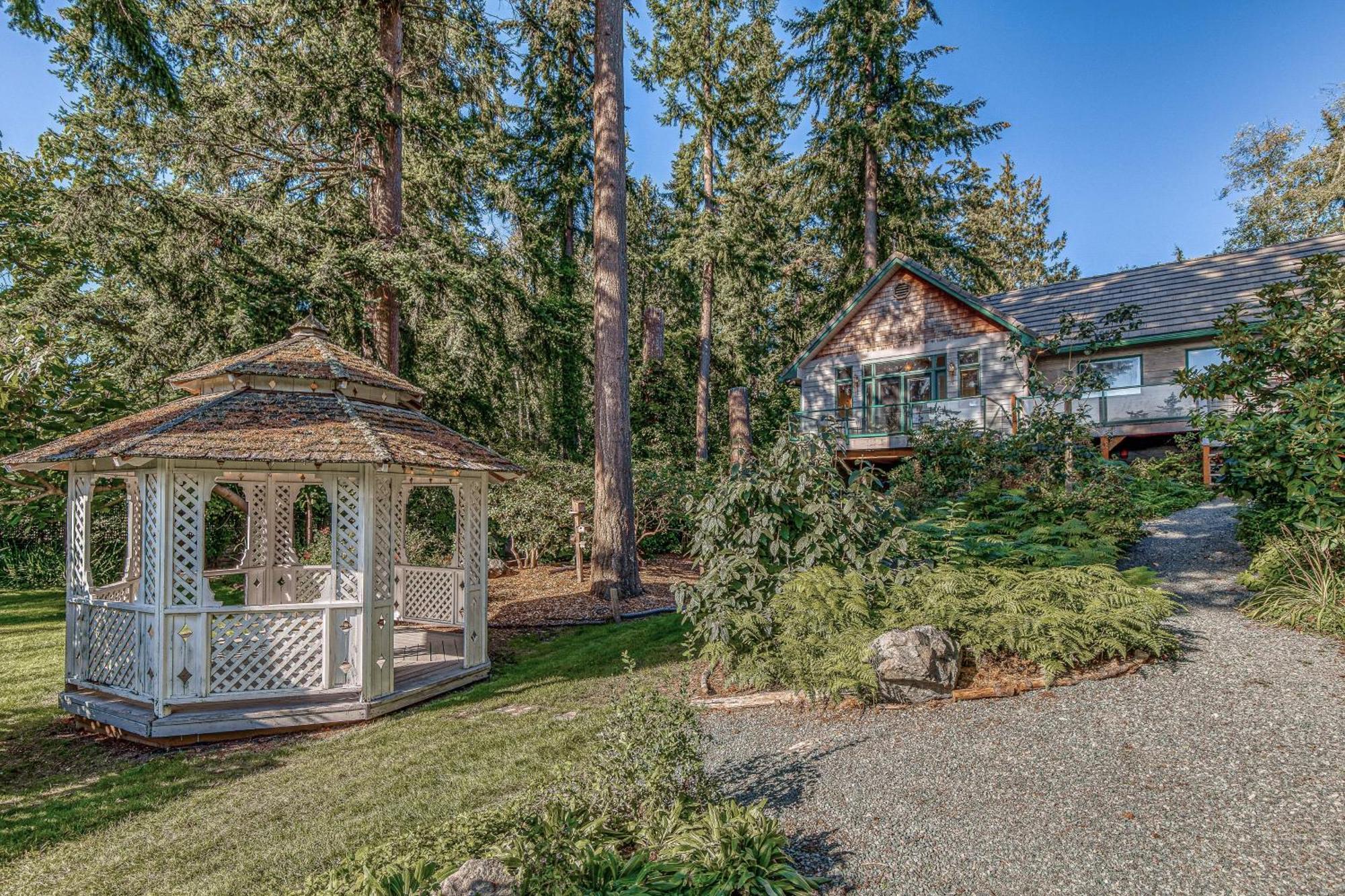 The Quintessa Cottage Clinton Exterior photo
